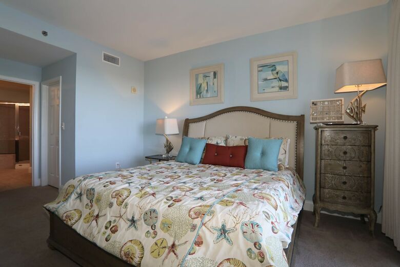 Aparthotel Laketown Wharf By Resort Collection