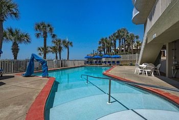 Hotel Legacy By The Sea