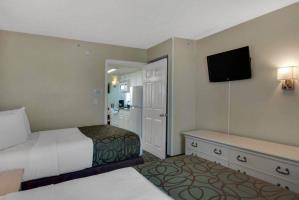 Hotel Legacy By The Sea