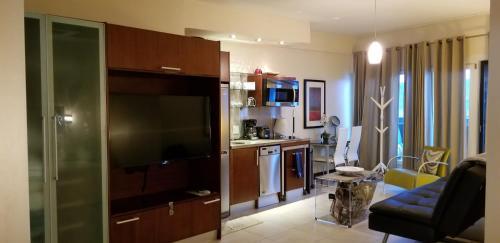 Aparthotel Strand Ocean Drive Suites