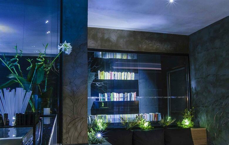 UNA Hotel One