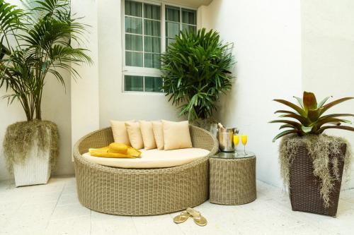 Lux Hotel Miami