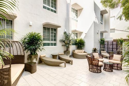 Lux Hotel Miami