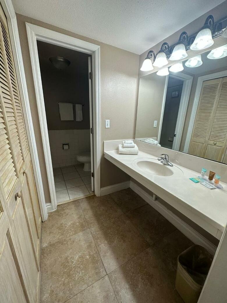 Hotel Tahitian Inn & Spa Tampa