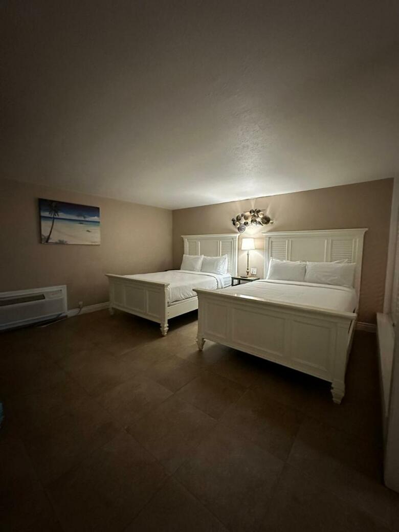 Hotel Tahitian Inn & Spa Tampa