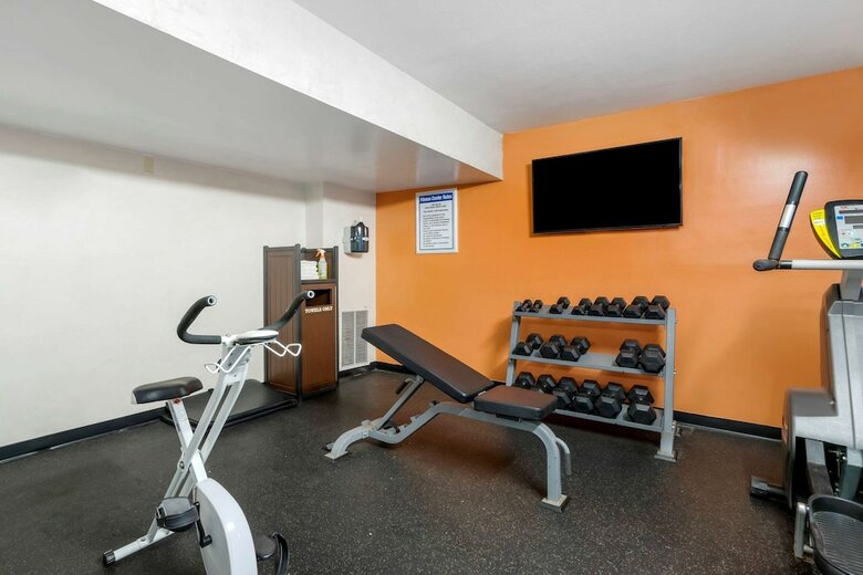 Hotel Clarion Inn Tampa - Brandon