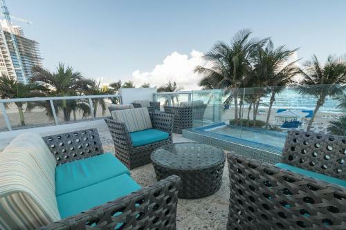 Marenas Beach Resort Apartments