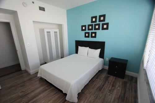918 Ocean Drive Apartments