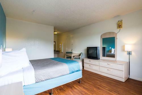 Motel 6 Spring Hill Weeki Wachee