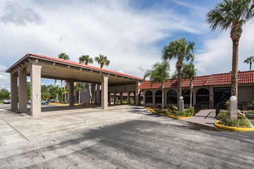Motel 6 Spring Hill Weeki Wachee