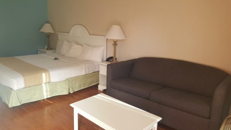 Hotel Vero Beach Inn & Suites