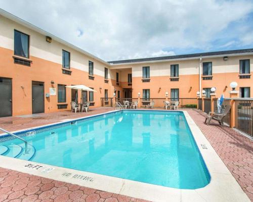 Hotel Rodeway Inn Wesley Chapel