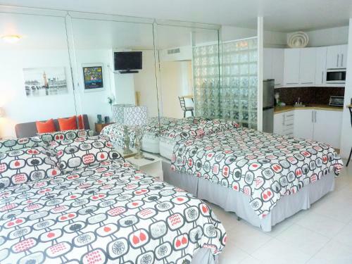 Soleil Apartments
