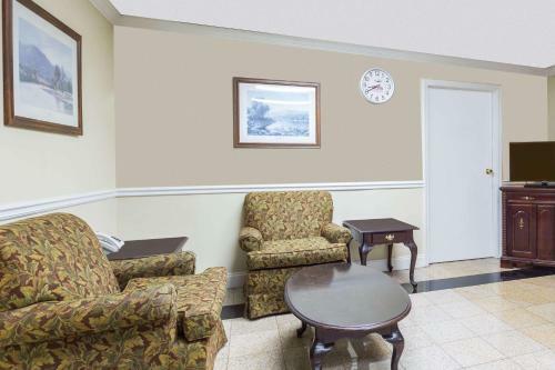 Hotel Super 8 Atlanta Northeast Ga