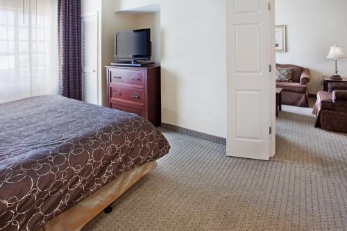 Hotel Staybridge Suites Columbus - Fort Benning