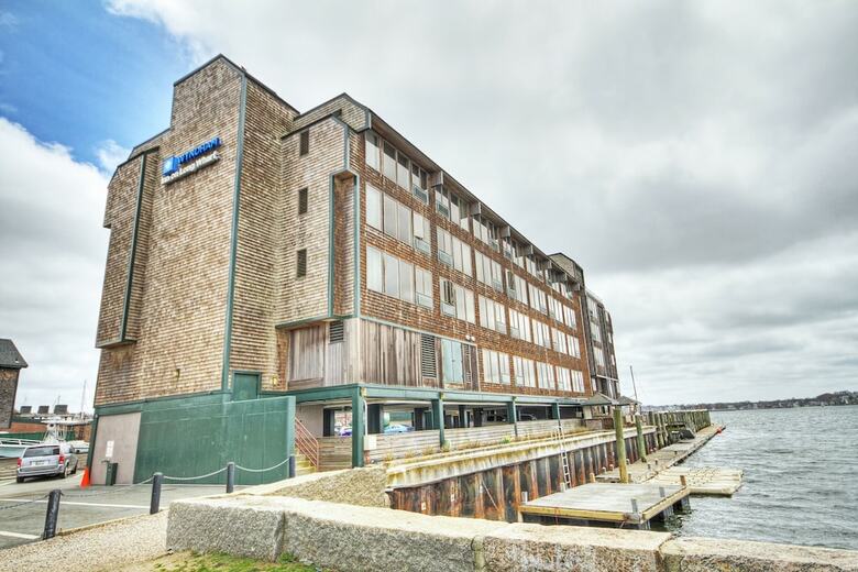 Hotel Wyndham Inn On Long Wharf