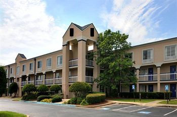Hotel Norcross Inn And Suites