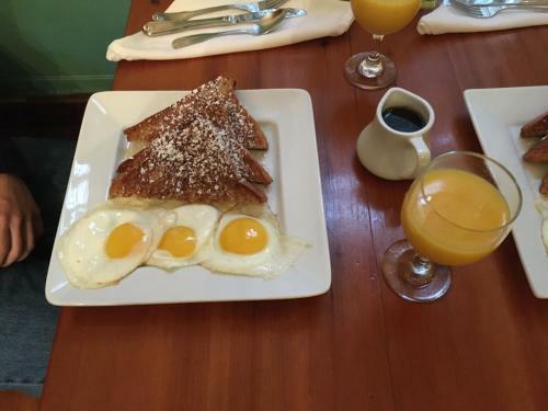 Posada Cleveland House Inn