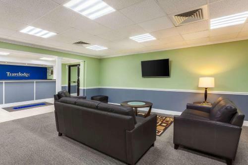 Hotel Palm Tree Inn Extended Stay