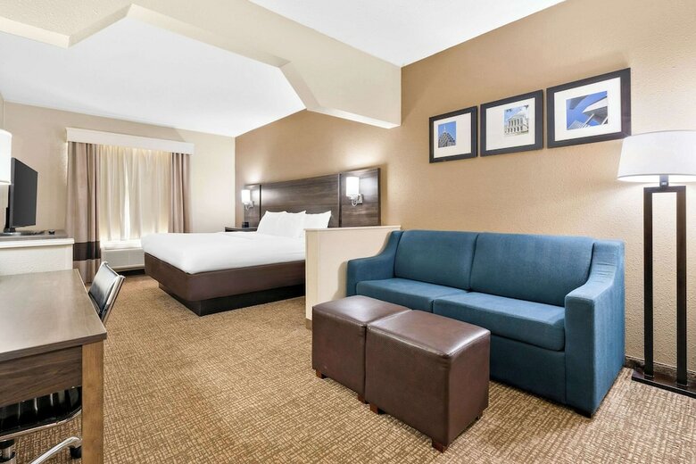 Hotel Comfort Suites Warner Robins