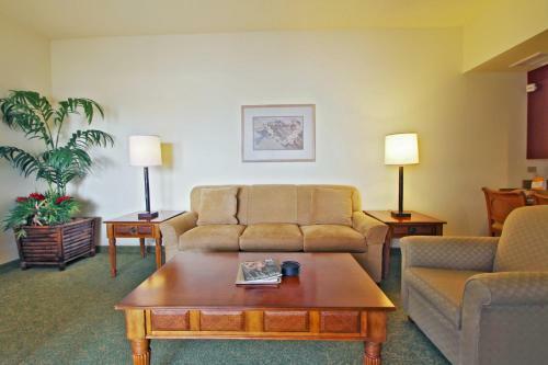 Hotel Wyndham Royal Sea Cliff Resort