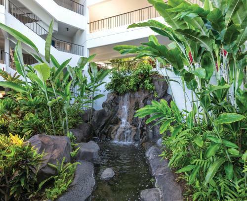 Hotel Wyndham Royal Sea Cliff Resort