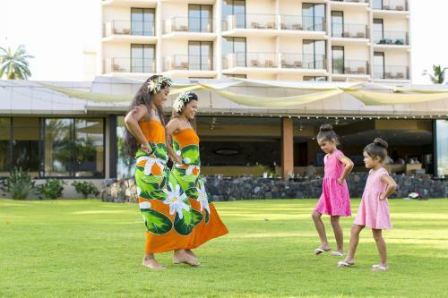 Courtyard By Marriott King Kamehameha's Kona Beach Hotel