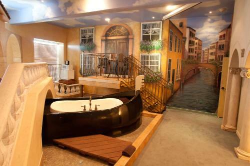 Hotel Destinations Inn Theme Rooms