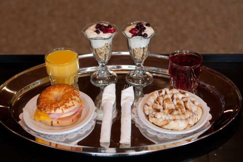 Hotel Destinations Inn Theme Rooms