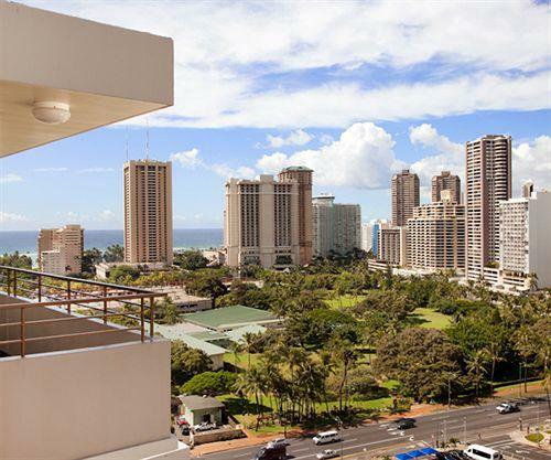 Ambassador Hotel Waikiki