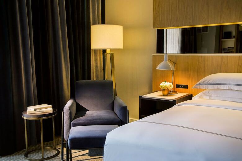 Hotel Intercontinental Toronto Yorkville