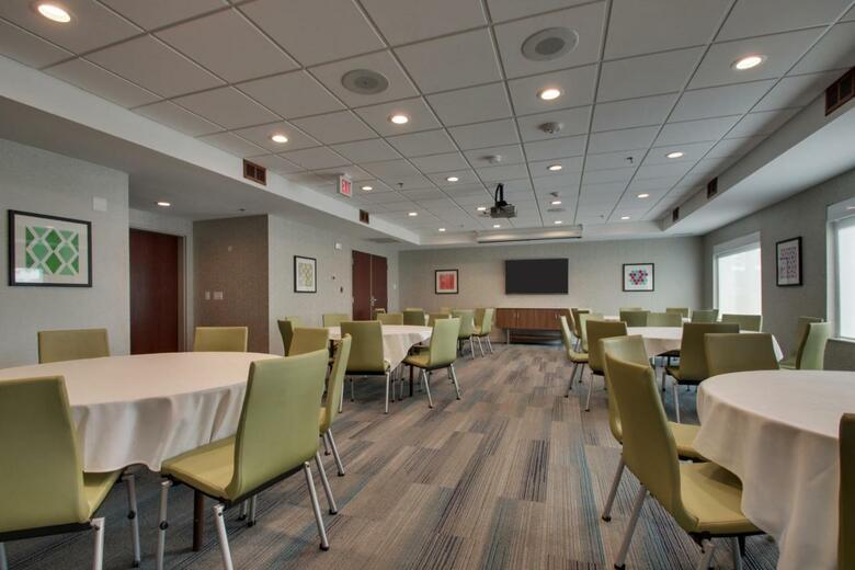 Hotel Holiday Inn Express & Suites Aurora - Naperville
