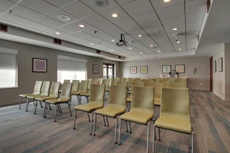 Hotel Holiday Inn Express & Suites Aurora - Naperville