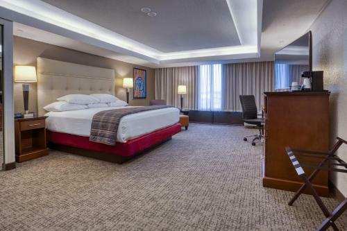 Hotel Drury Inn & Suites St. Louis - Fairview Heights