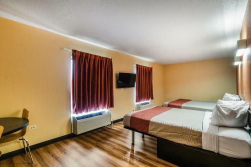 Hotel Motel 6 Libertyville