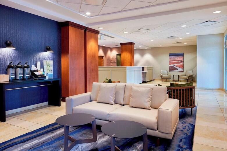 Hotel Fairfield Inn Suites Indianapolis Downtown