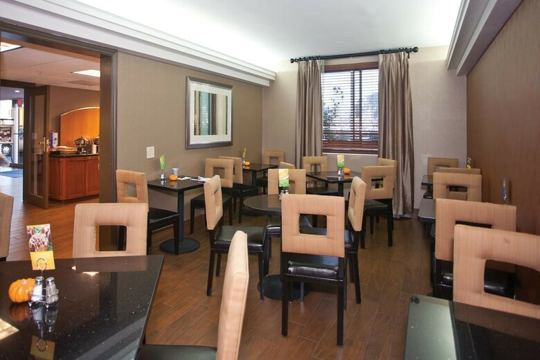 Hotel Holiday Inn Express South