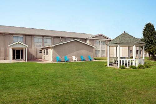 Hotel Baymont Inn And Suites Des Moines