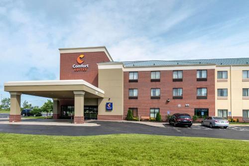 Hotel Comfort Suites Speedway - Kansas City