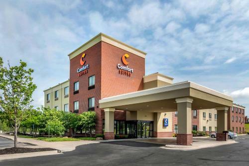 Hotel Comfort Suites Speedway - Kansas City