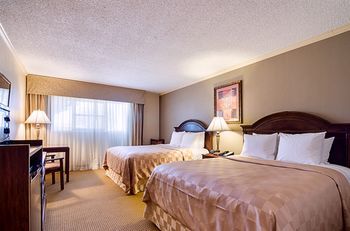 Hotel Clarion Inn Garden City