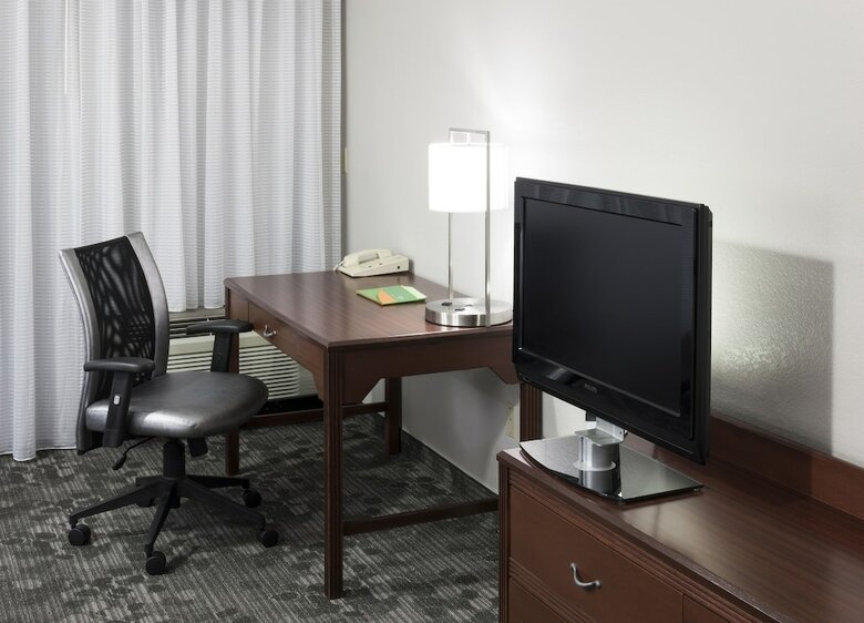 Hotel Courtyard By Marriott Wichita East