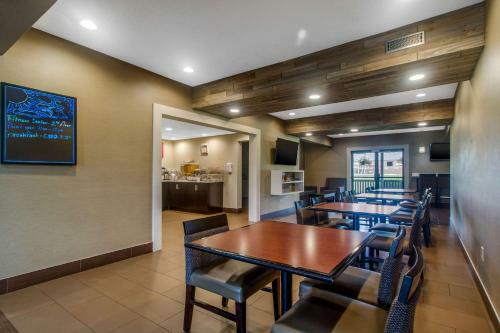 Hotel Comfort Suites Danville