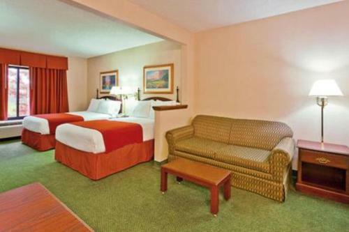 Auburn Place Hotel & Suites Paducah