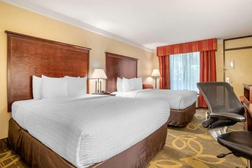Hotel Clarion Inn Conference Center Gonzales