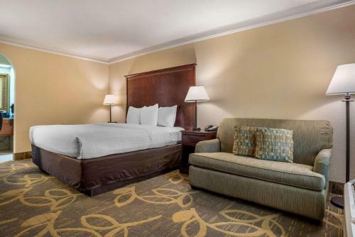 Hotel Clarion Inn Conference Center Gonzales