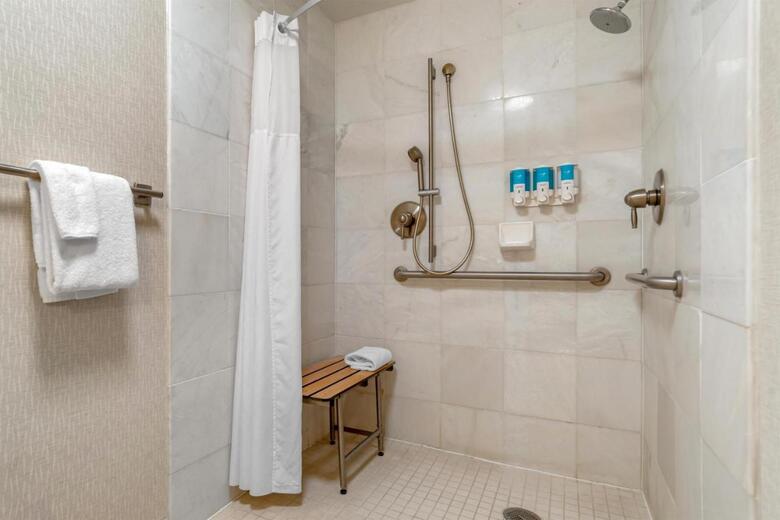 Hotel Drury Inn And Suites Baton Rouge