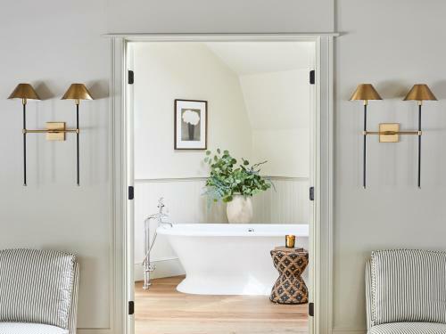Hotel The White Barn Inn And Spa