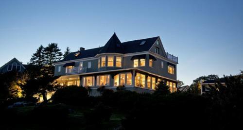Hotel Cape Arundel Inn And Resort