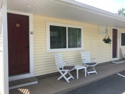 Gallagher?s Travels Bar Harbor Motel And Cottages